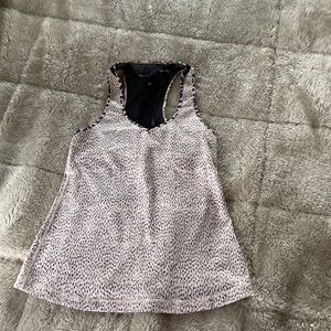 Lululemon animal print racer back built in bra. Sz 8